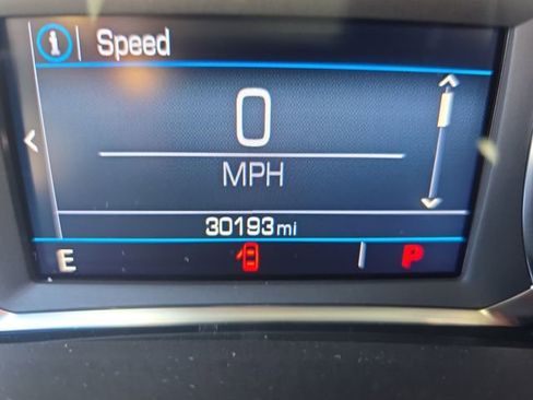 Used 2024 GMC Terrain SLE w/ Driver Convenience Package AWD/4WD image 17