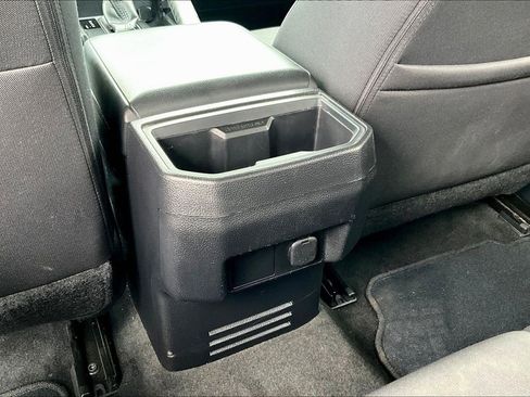 Used 2025 Toyota Tacoma SR image 12