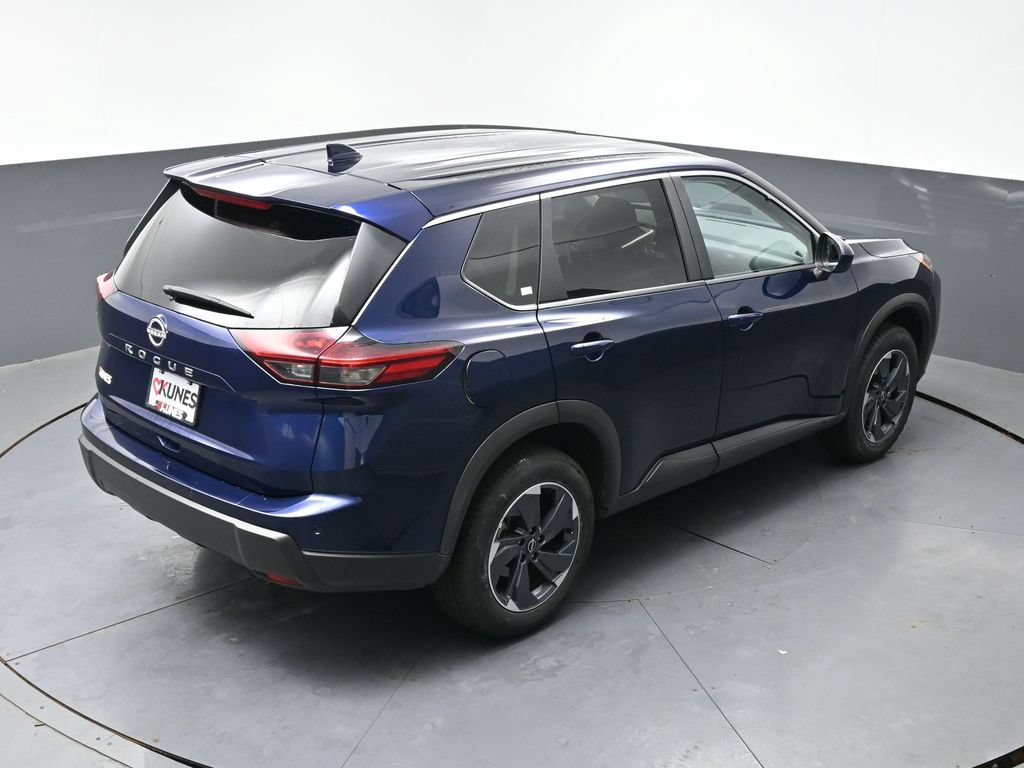 Used 2025 Nissan Rogue SV FWD image 31