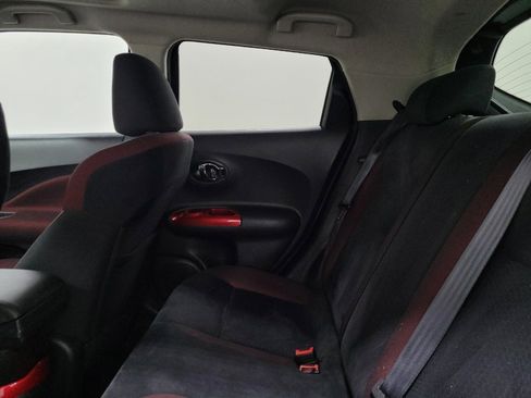 Used 2015 Nissan Juke SV w/ Cold Weather Package AWD/4WD image 18