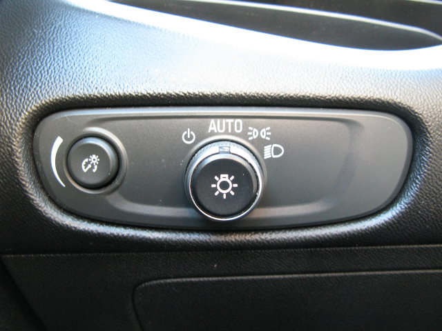 Used 2024 Chevrolet Malibu LT FWD image 15