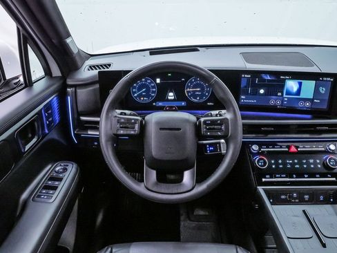 Used 2025 Hyundai Santa Fe Calligraphy image 22