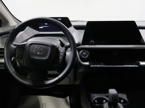 Used 2024 Toyota Prius LE image 17