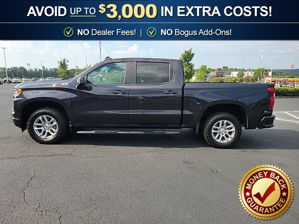 Used 2024 Chevrolet Silverado 1500 RST AWD/4WD image 5