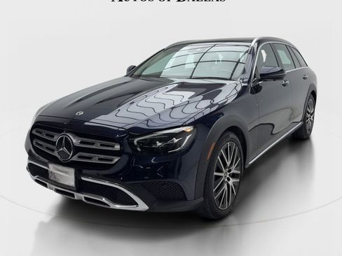 Used 2022 Mercedes-Benz E 450 4MATIC All-Terrain Wagon image 4