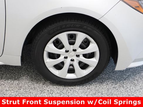 Used 2024 Toyota Corolla LE image 5