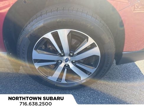 Used 2018 Subaru Outback 2.5i Limited image 12
