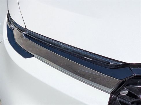 Used 2024 Honda CR-V EX-L image 11