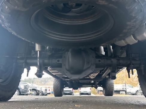 Used 2022 Ford F350 Lariat w/ Tremor Off-Road Package image 16