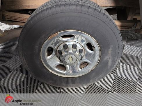 Used 2010 Chevrolet Silverado 2500 LT w/ Interior Plus Package image 38