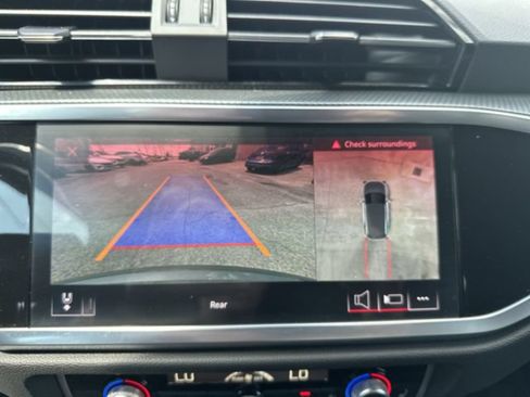 Used 2019 Audi Q3 2.0T Prestige AWD/4WD image 23