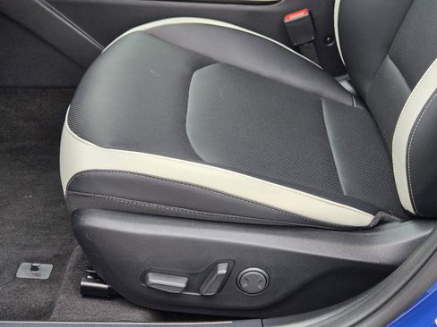 New 2025 Kia K4 GT-Line w/ GT-Line Premium Package image 17