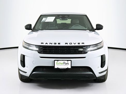 Used 2025 Land Rover Range Rover Evoque S image 2