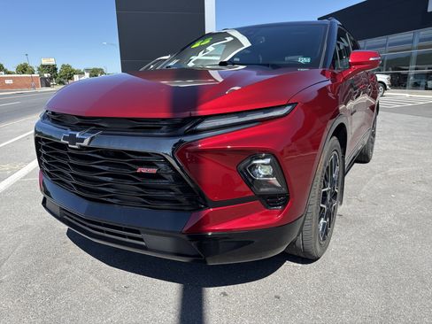 Used 2023 Chevrolet Blazer RS w/ Enhanced Convenience Package AWD/4WD image 8