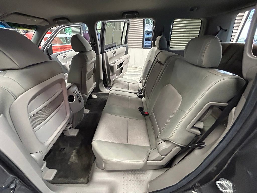 Used 2011 Honda Pilot EX image 46