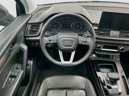 Used 2023 Audi Q5 2.0T Premium w/ Convenience Package AWD/4WD image 10