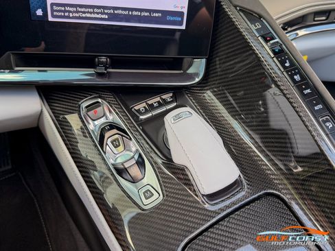 Used 2024 Chevrolet Corvette Z06 RWD image 17