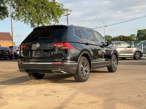 Used 2019 Volkswagen Tiguan SEL image 3