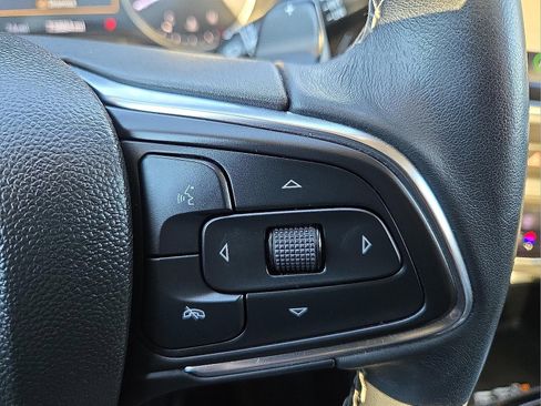 Used 2021 Buick Envision Avenir image 15