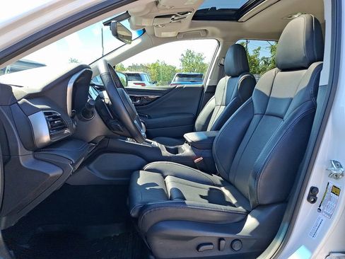 Used 2022 Subaru Outback Limited image 16