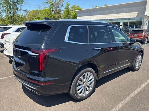 Used 2021 Cadillac XT6 Premium Luxury AWD/4WD image 5