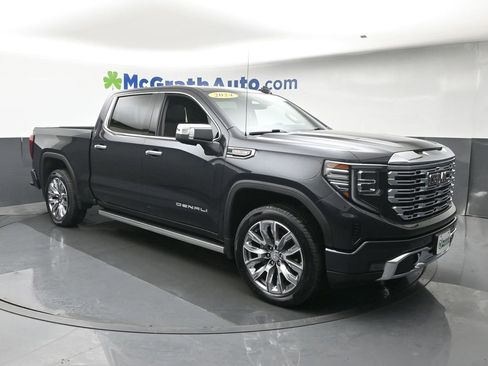 Used 2024 GMC Sierra 1500 Denali AWD/4WD image 2