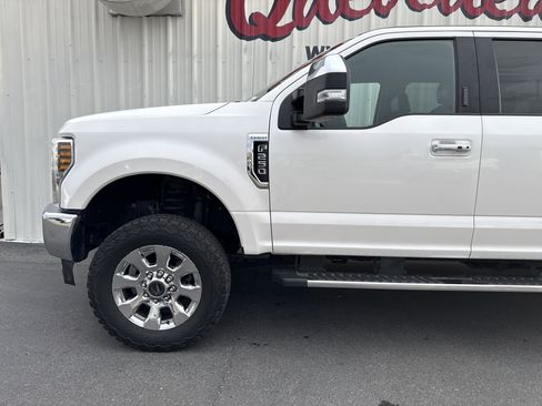 Used 2018 Ford F250 Lariat w/ Lariat Ultimate Package image 5