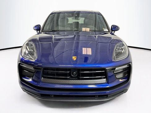 Certified 2024 Porsche Macan S AWD/4WD image 6