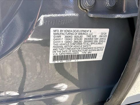 Used 2025 Acura MDX A-Spec image 34