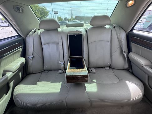Used 2005 Hyundai XG350 FWD image 32