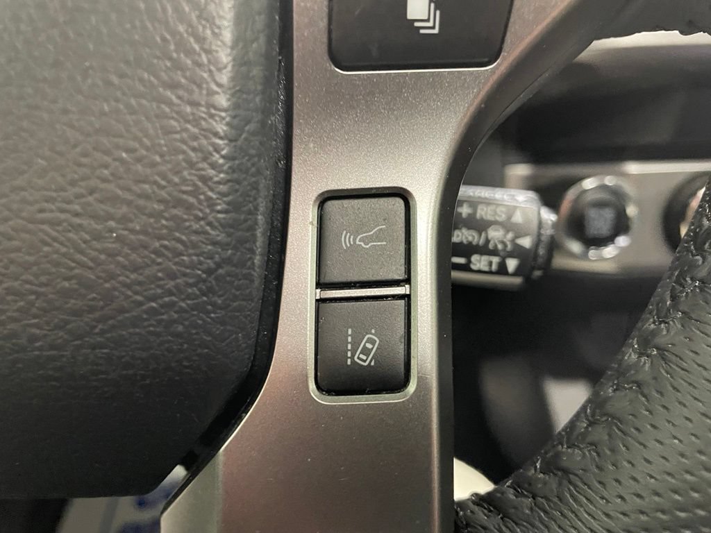 Used 2019 Toyota Tacoma Limited AWD/4WD image 29