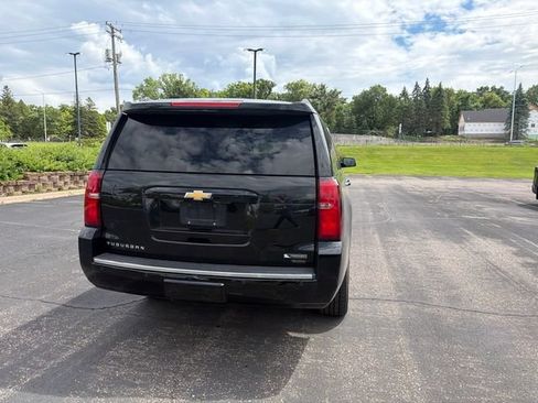 Used 2017 Chevrolet Suburban Premier AWD/4WD image 25