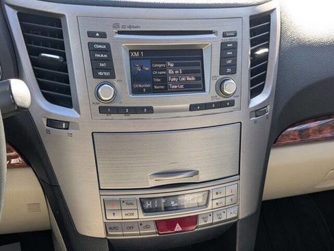 Used 2012 Subaru Outback 2.5i Limited w/ Moonroof Pkg image 24