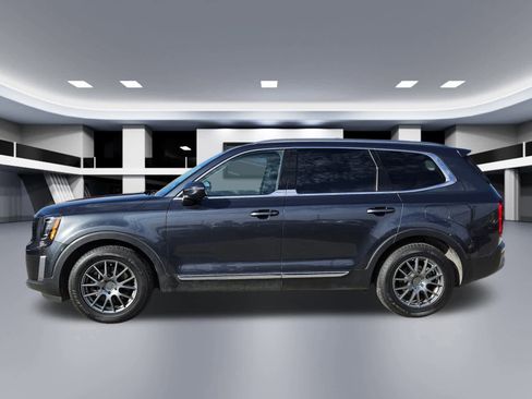 Used 2020 Kia Telluride EX image 2