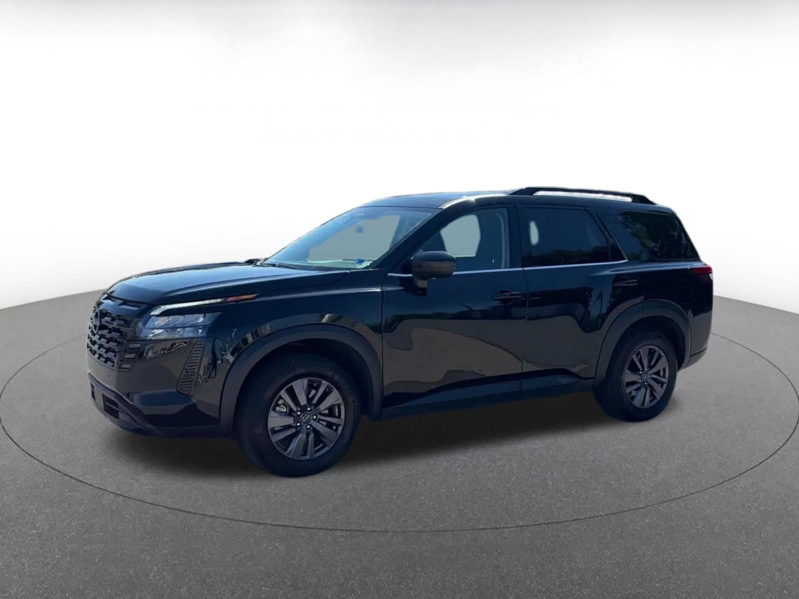 Used 2026 Nissan Pathfinder SV FWD image 7