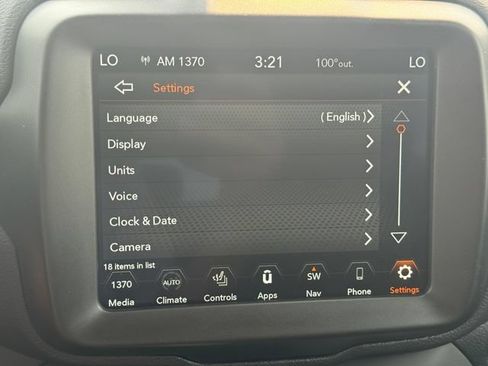 Certified 2023 Jeep Renegade Altitude w/ Convenience Group I AWD/4WD image 33