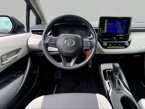 Used 2023 Toyota Corolla LE w/ Carpet Mat Package (TMS) FWD image 8
