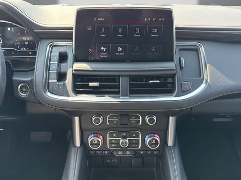 Used 2022 GMC Yukon SLT w/ SLT Premium Package AWD/4WD image 19