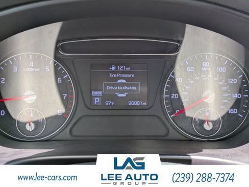 Used 2019 Kia Sorento S FWD image 21