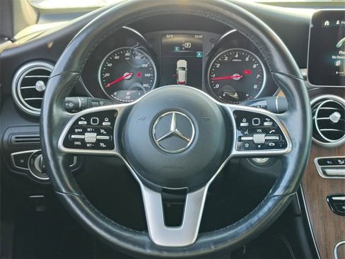 Used 2020 Mercedes-Benz GLC 300 4MATIC image 17