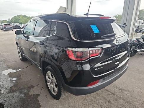 Used 2021 Jeep Compass Latitude AWD/4WD image 4