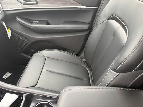 New 2025 Jeep Grand Cherokee Limited image 28