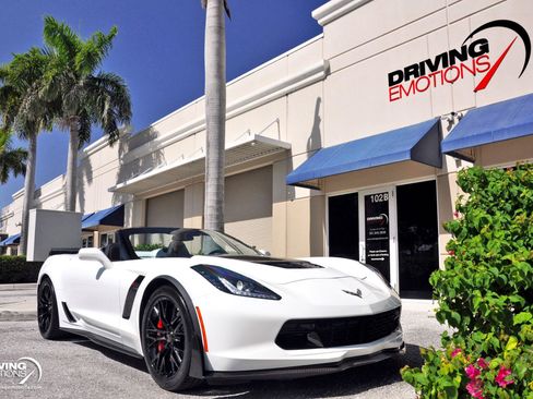 Used 2019 Chevrolet Corvette Z06 RWD image 29