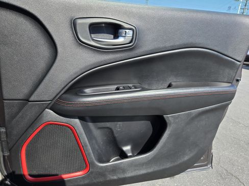 Certified 2019 Jeep Compass Trailhawk w/ Cold Weather Group image 34