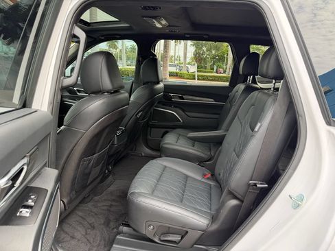 Used 2025 Kia Telluride SX Prestige X-Line AWD/4WD image 12