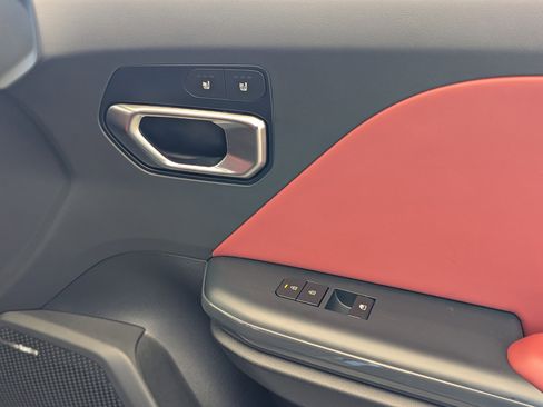 Used 2025 Kia K4 GT-Line w/ GT-Line Premium Package image 22