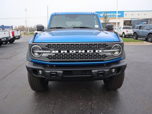 New 2025 Ford Bronco Badlands image 12