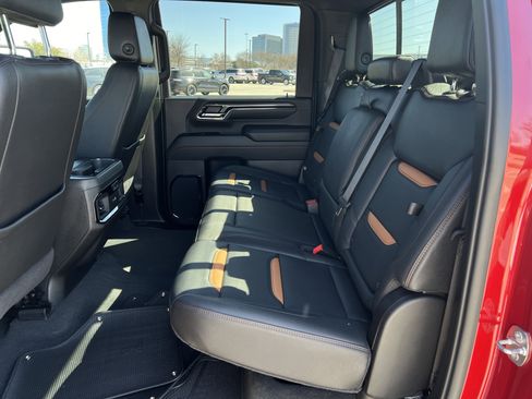 Used 2024 GMC Sierra 2500 AT4 w/ AT4 Premium Plus Package image 36