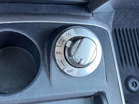 Used 2018 Toyota 4Runner Limited image 27