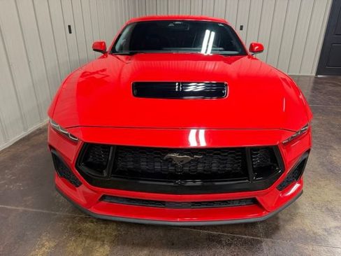 Used 2025 Ford Mustang GT Premium RWD image 2